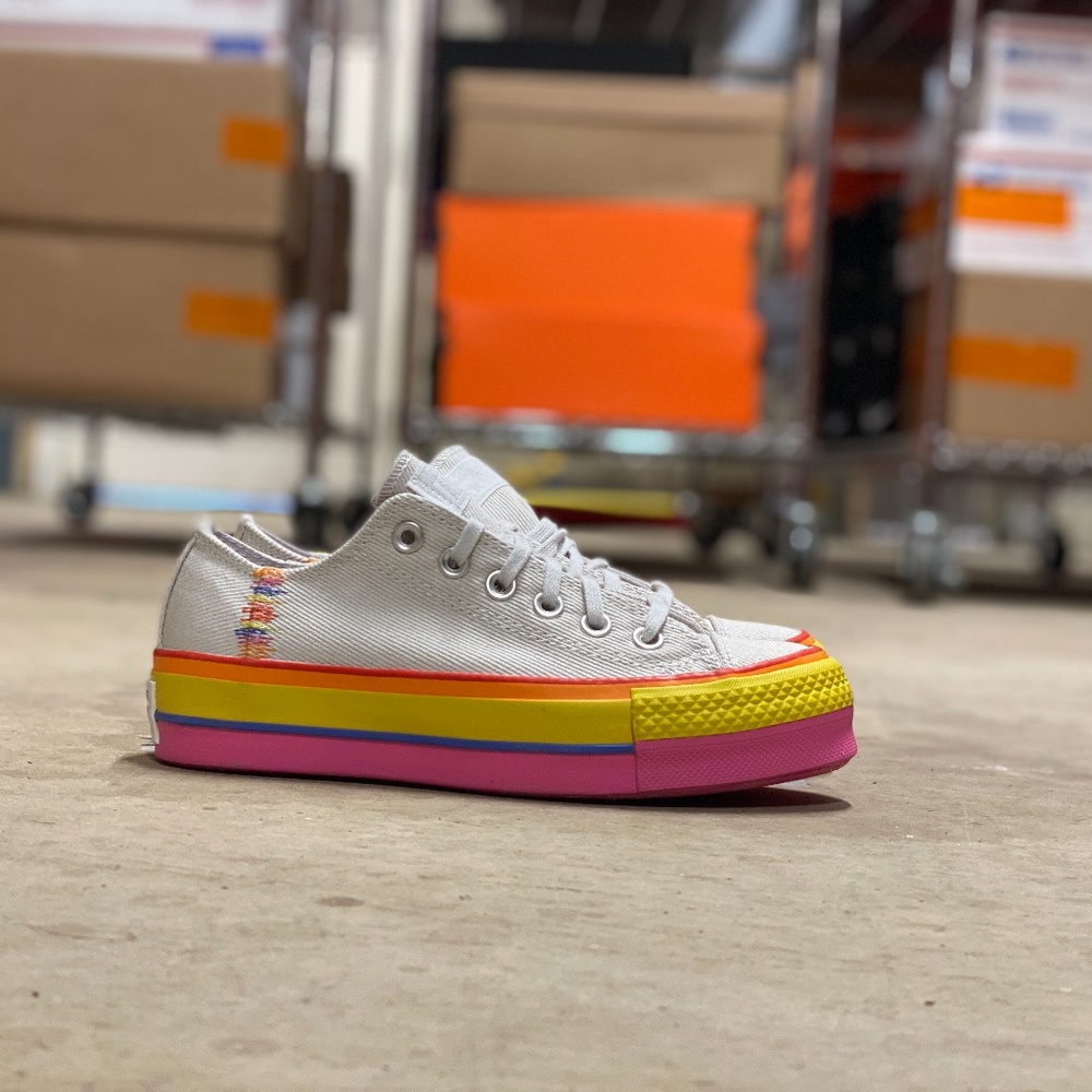 Converse CTAS Lift Ox Womens Canvas Shoes White/Pale Putty 564992C NEW Multi Sz